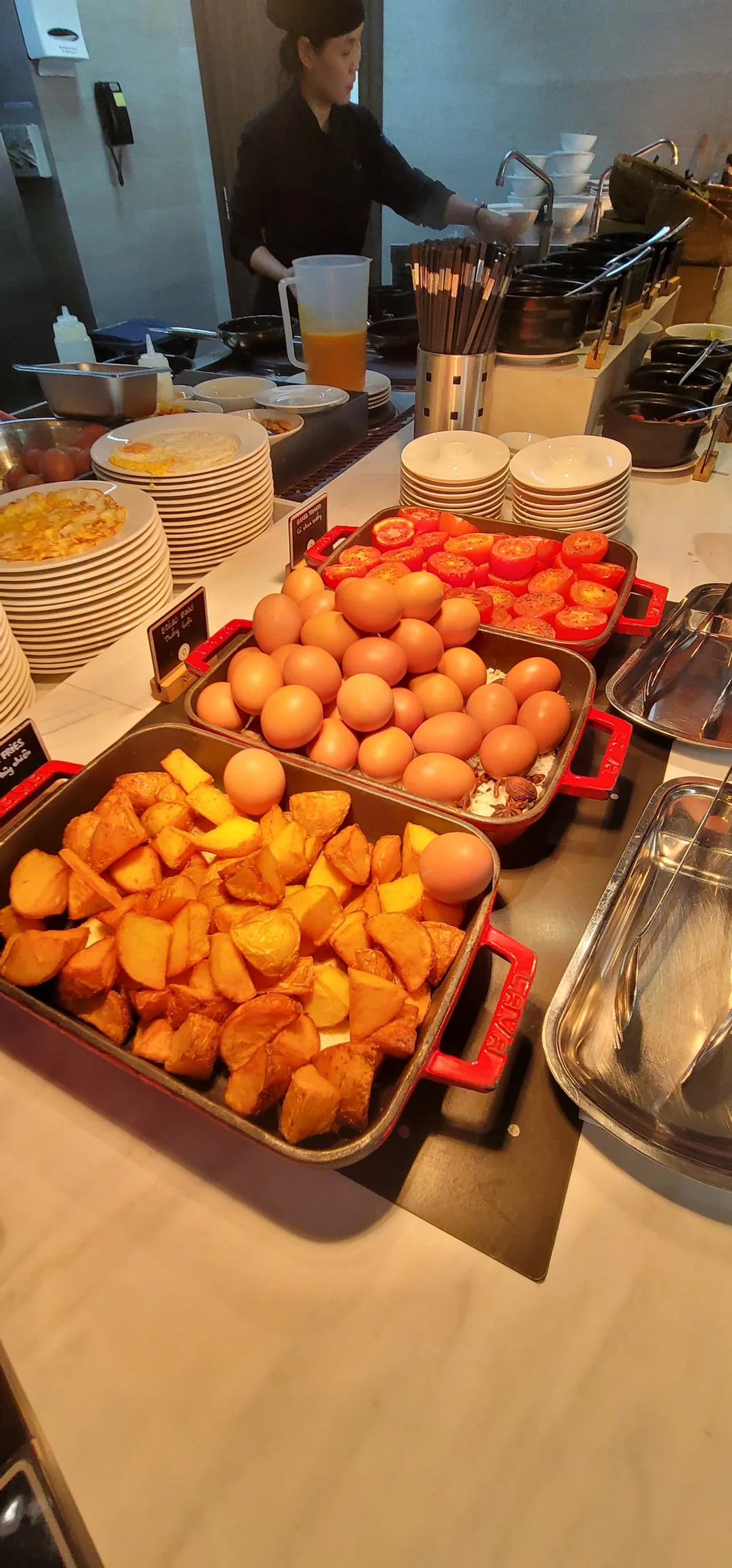 ✈️Review) Khách sạn Radisson - Nhà hàng ăn sáng. Cafe sảnh tầng 1