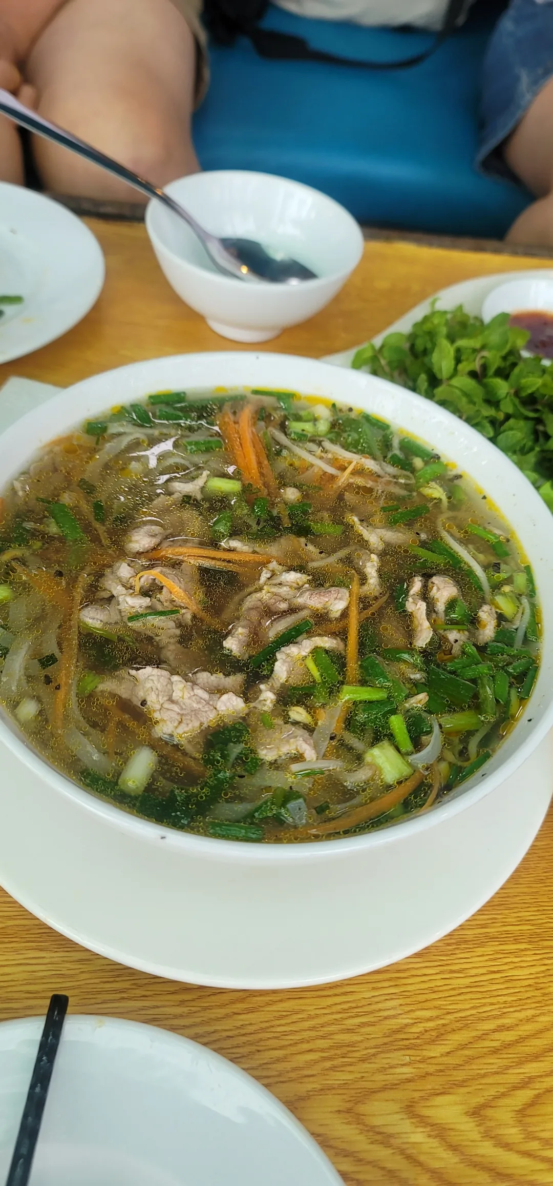 ✈️ Review) Quán ăn nổi tiếng bãi biển Anbang - La Plage