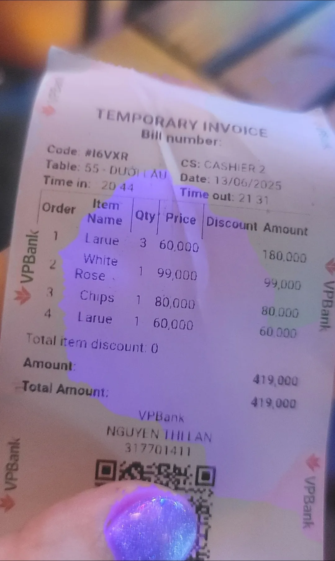 ✈️Review) Cổng vào chợ đêm Hội An - Quán pub Ireland