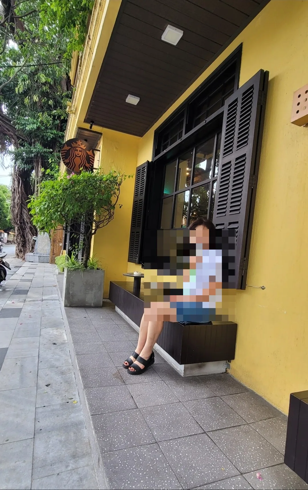 ✈️Review) Cũng phải ghé Starbucks ở Hội An mới được.