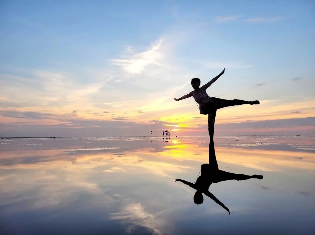 ❤️Bãi biển vô cực của Việt Nam mà tôi nhất định muốn đến một lần - Biển Quang Lang (Quang Lang Beach)