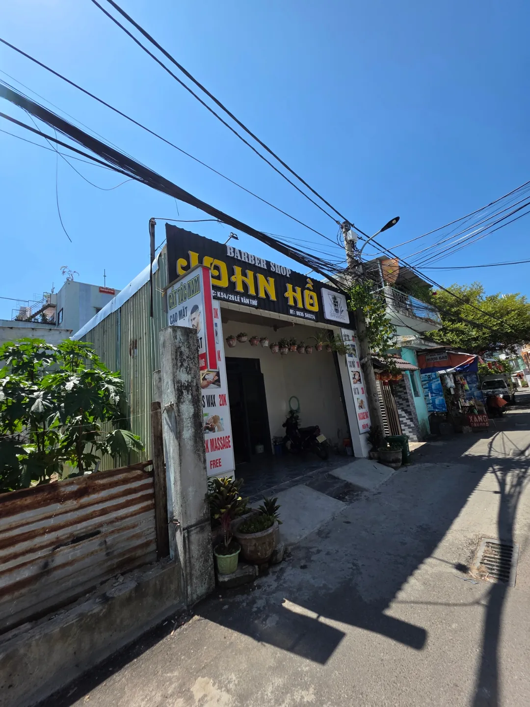 Đánh giá) ▶️✍️ Tiệm cắt tóc nam địa phương đích thực - Junho Barber Shop (JOHN HO BARBER SHOP)