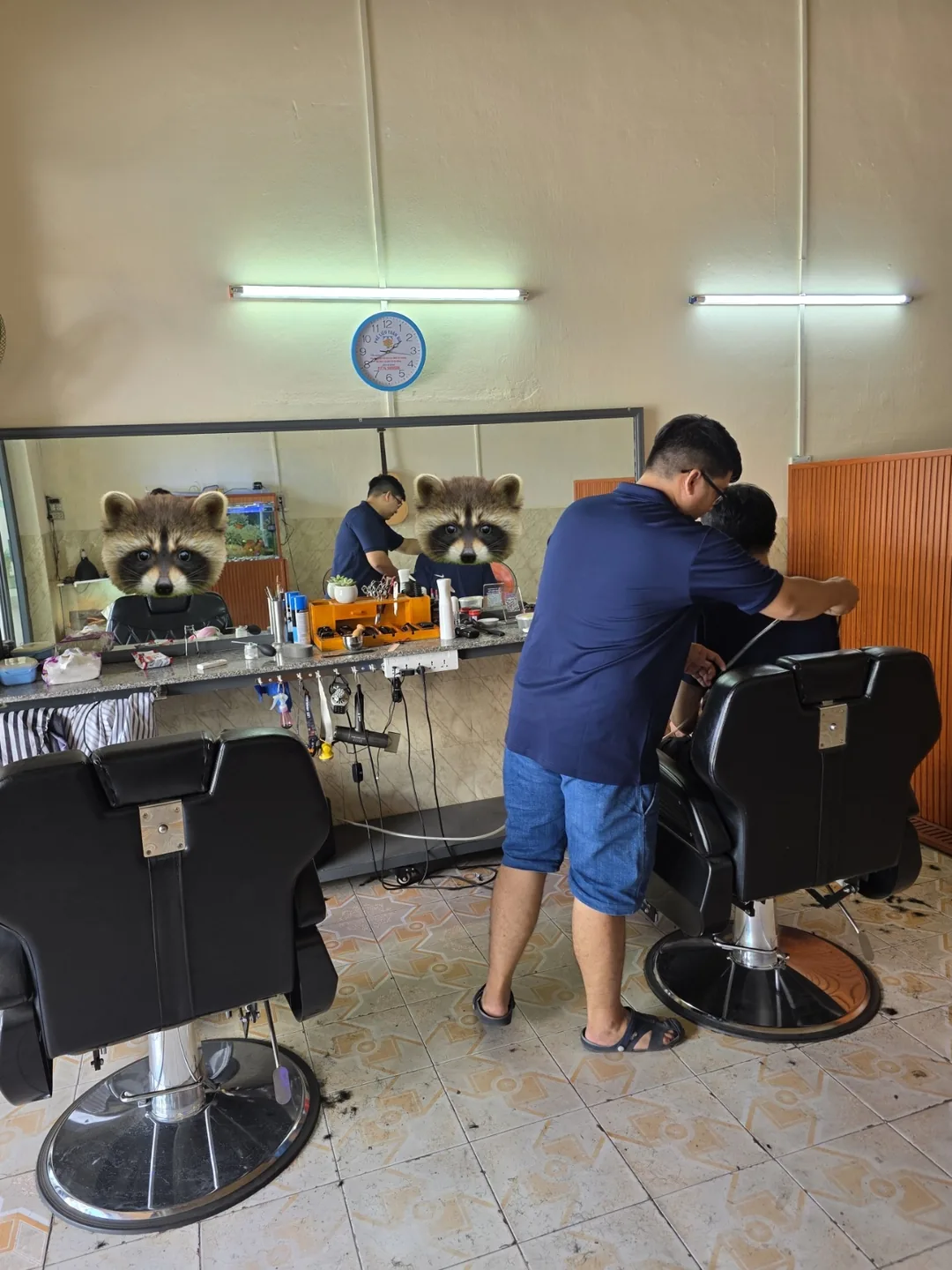 Đánh giá) ▶️✍️ Tiệm cắt tóc nam địa phương đích thực - Junho Barber Shop (JOHN HO BARBER SHOP)