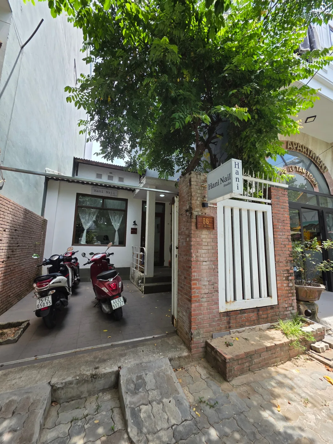 Review) ▶️✍️ Tiệm nail địa phương mà tôi vội vàng ghé qua -Hani Nail (Hani Nail Studio)