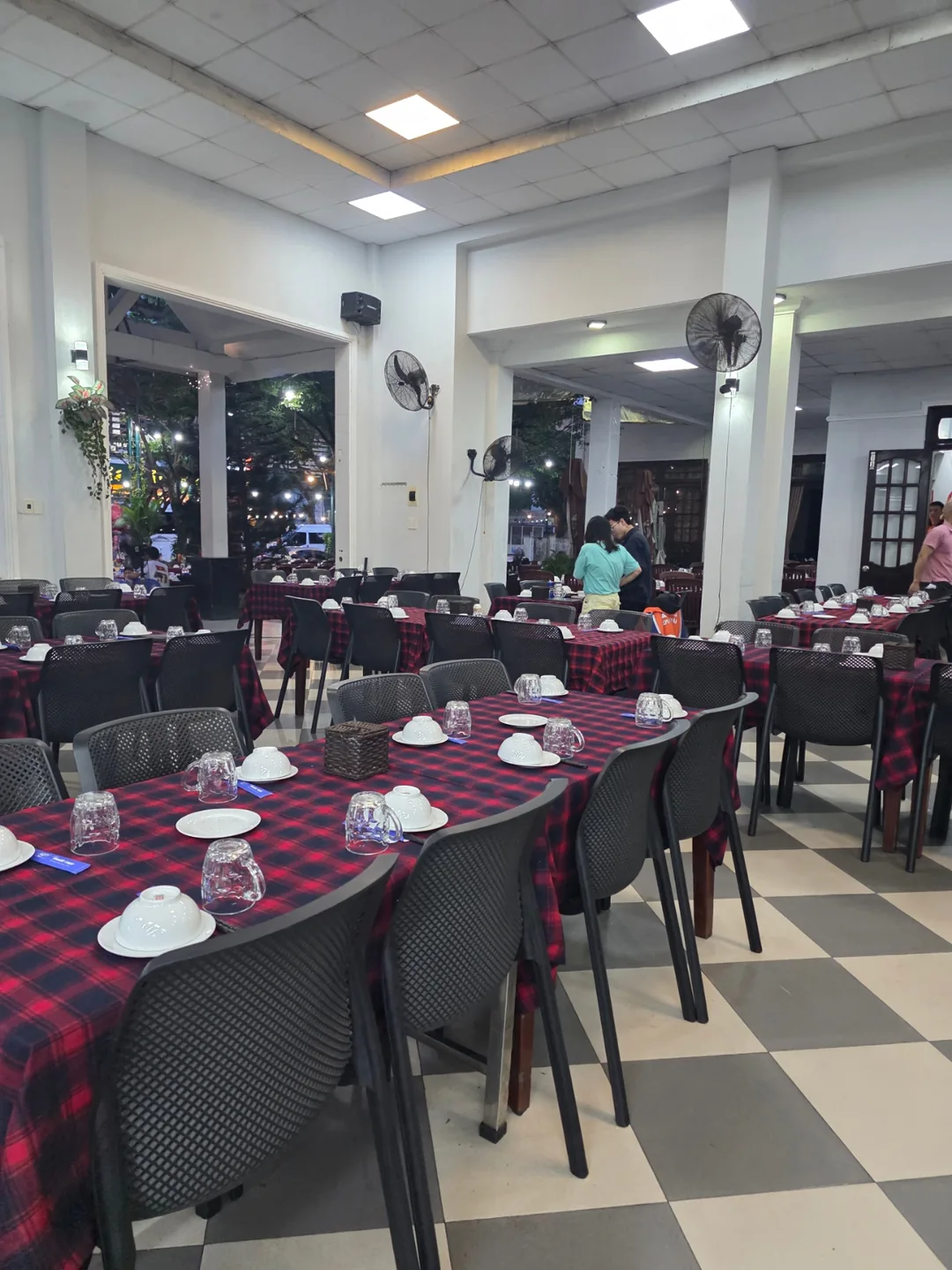 Đánh giá)▶️✍️Quán hải sản địa phương ngon ở Mỹ Khê - Nhà hàng Phước Thái (Phuoc Thai Restaurant)