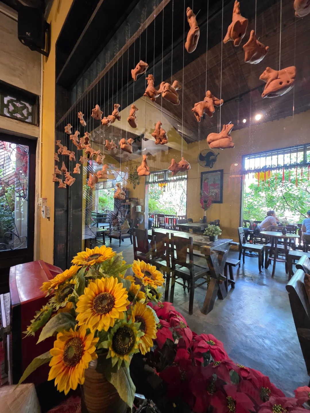 Đánh giá)▶️✍️Quán cà phê Uttich(UtTichCafe)-Chi nhánh Chợ Hansi