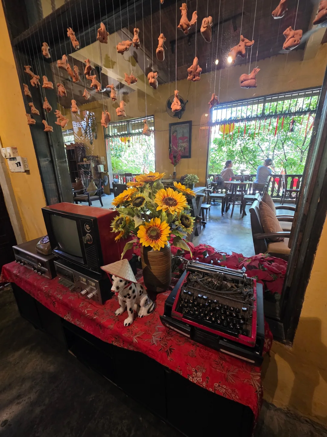 Đánh giá)▶️✍️Quán cà phê Uttich(UtTichCafe)-Chi nhánh Chợ Hansi