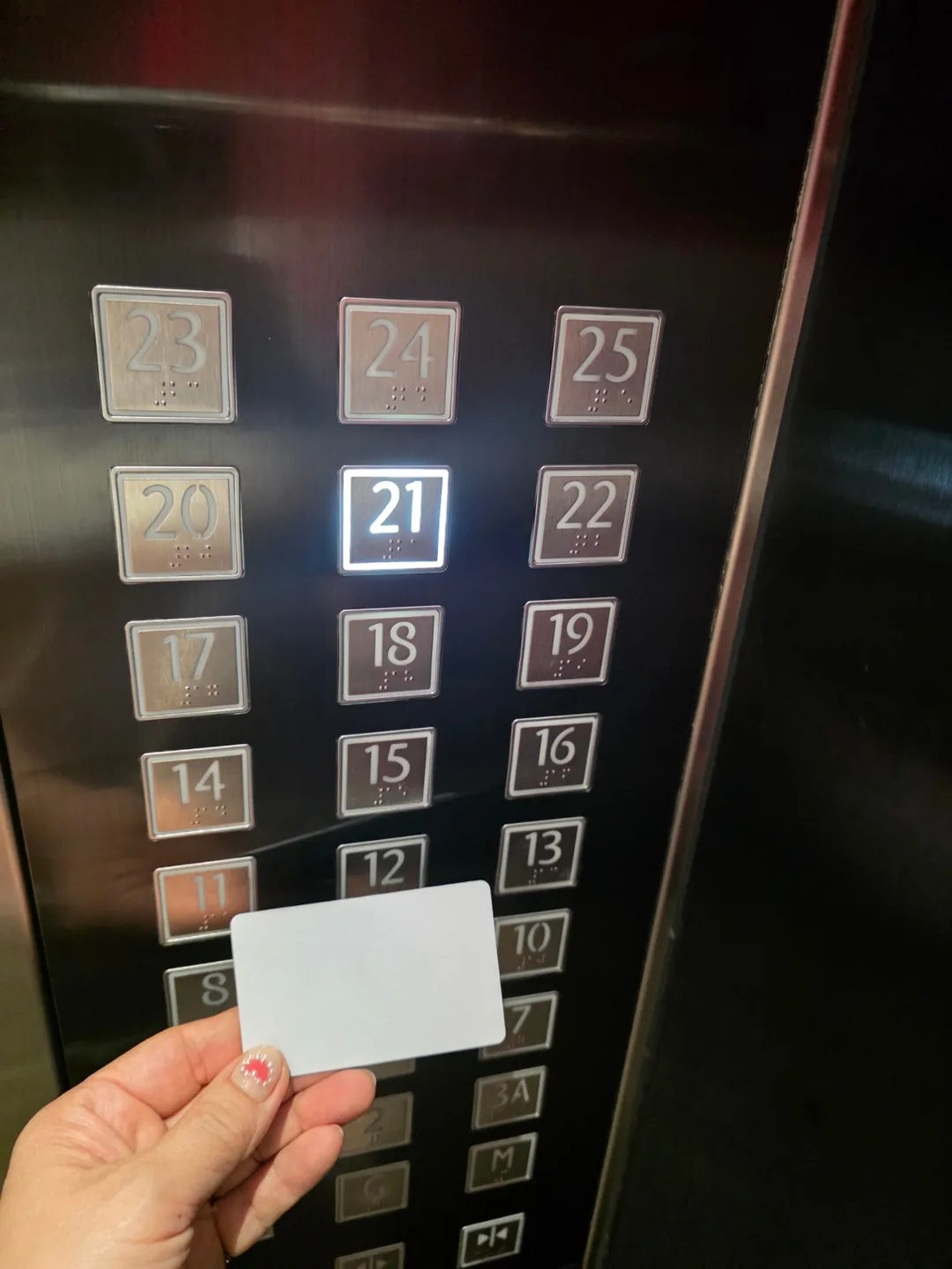 Đánh giá)▶️✍️Nóng bỏng với sắc đỏ rực rỡ —Khách sạn Radisson RED (Radisson RED Danang)—