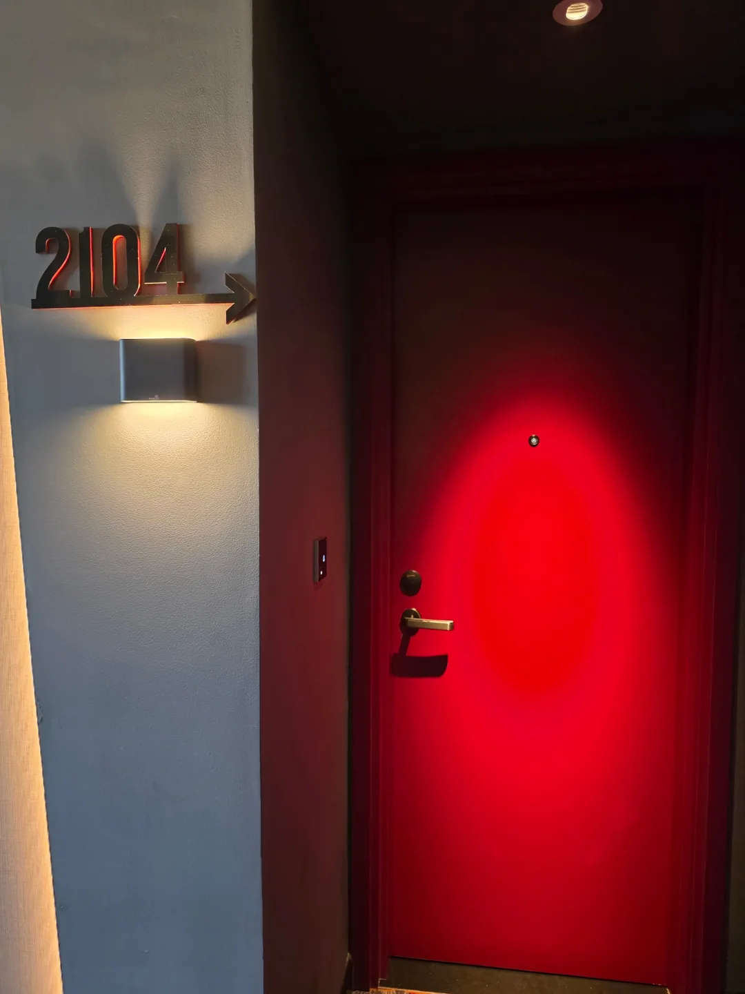Đánh giá)▶️✍️Nóng bỏng với sắc đỏ rực rỡ —Khách sạn Radisson RED (Radisson RED Danang)—