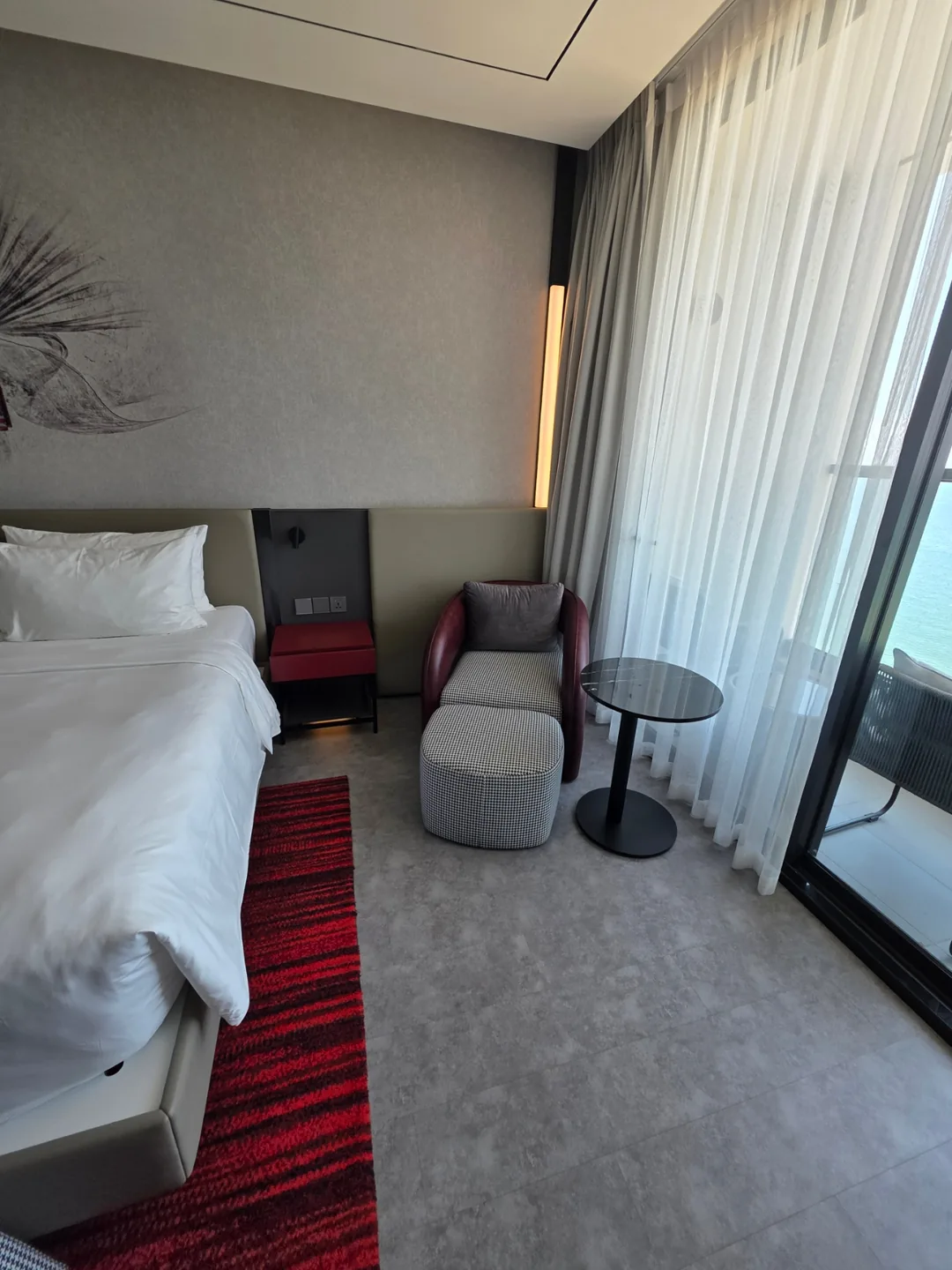 Đánh giá)▶️✍️Nóng bỏng với sắc đỏ rực rỡ —Khách sạn Radisson RED (Radisson RED Danang)—