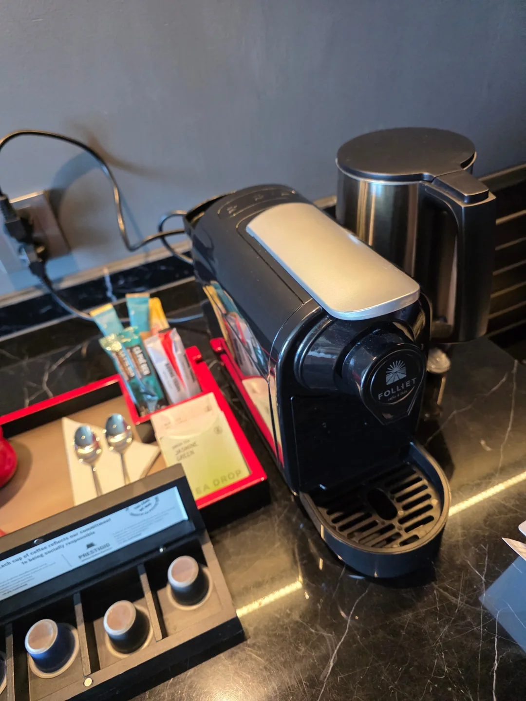 Đánh giá)▶️✍️Nóng bỏng với sắc đỏ rực rỡ —Khách sạn Radisson RED (Radisson RED Danang)—