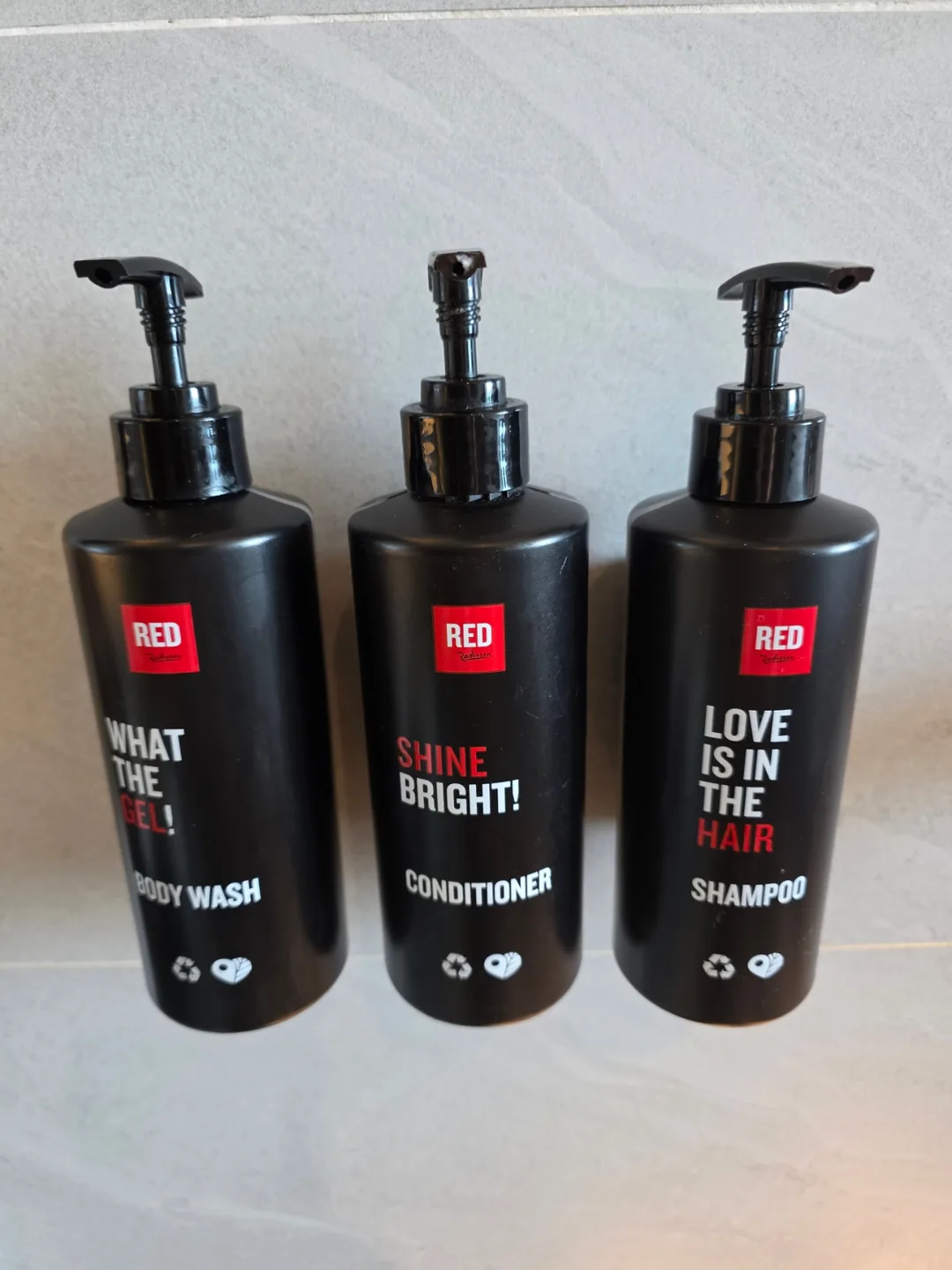 Đánh giá)▶️✍️Nóng bỏng với sắc đỏ rực rỡ —Khách sạn Radisson RED (Radisson RED Danang)—