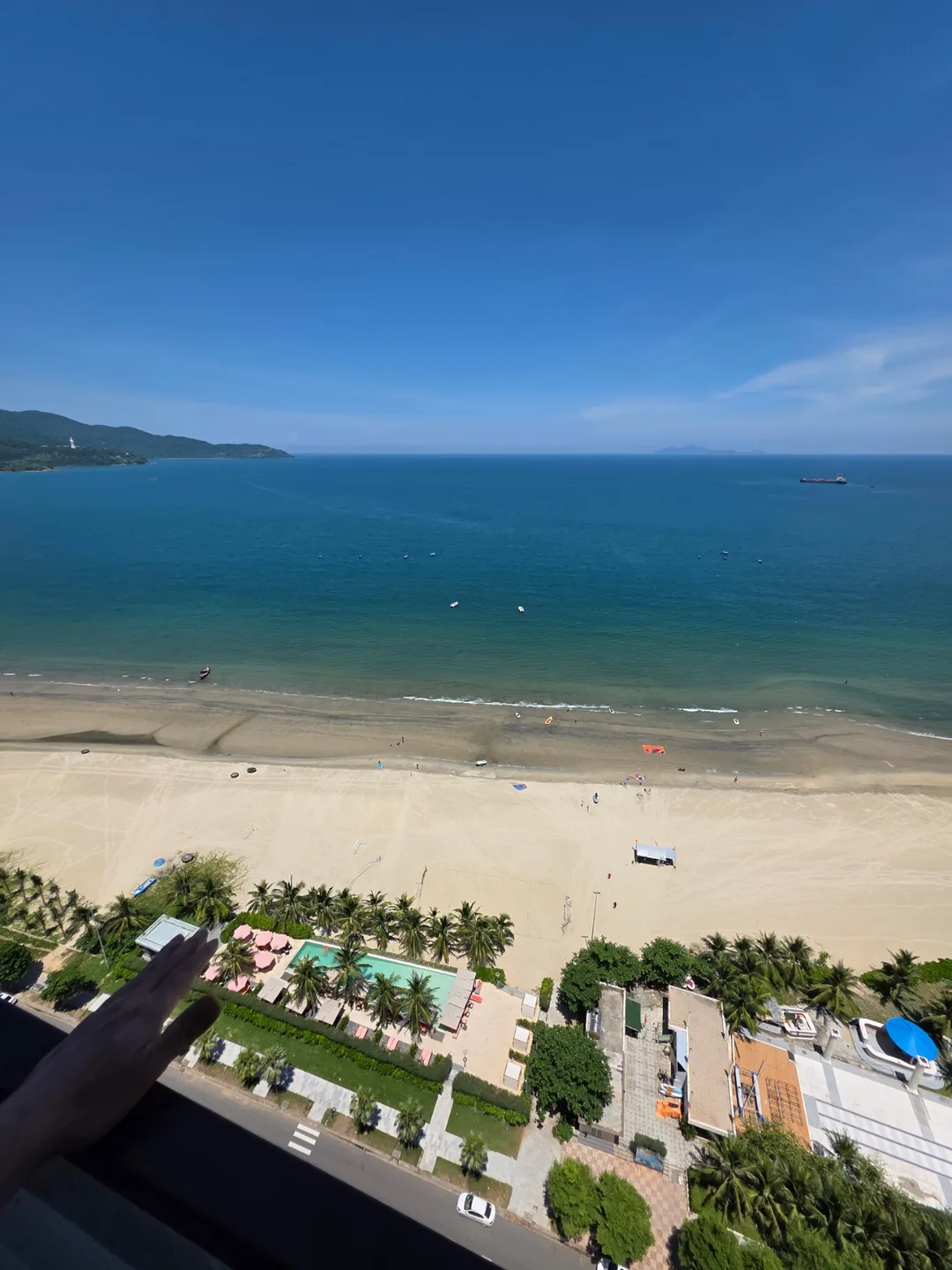 Đánh giá)▶️✍️Nóng bỏng với sắc đỏ rực rỡ —Khách sạn Radisson RED (Radisson RED Danang)—