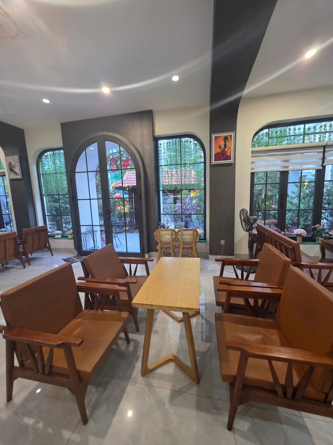 (Đánh giá) ▶️✍️ Gần Lotte Mart Đà Nẵng, không gian đẹp - Xi Xi coffee