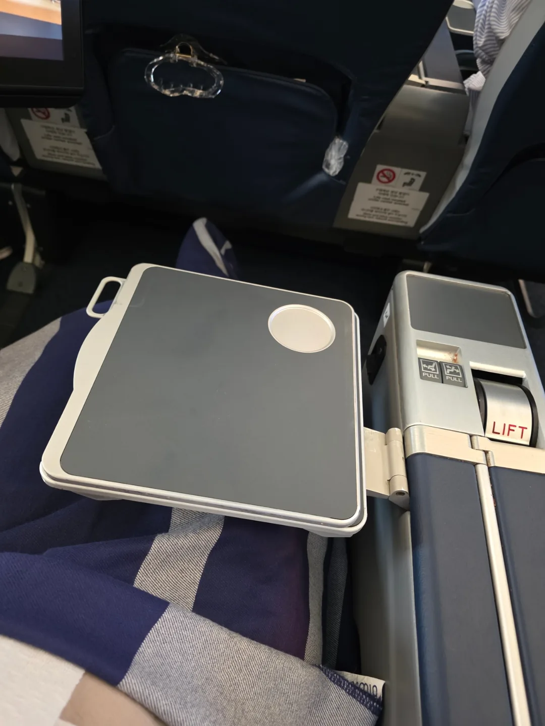 Bài đánh giá) ▶️✍️Phải lòng Air Premia- Air Premia Wide Premium
