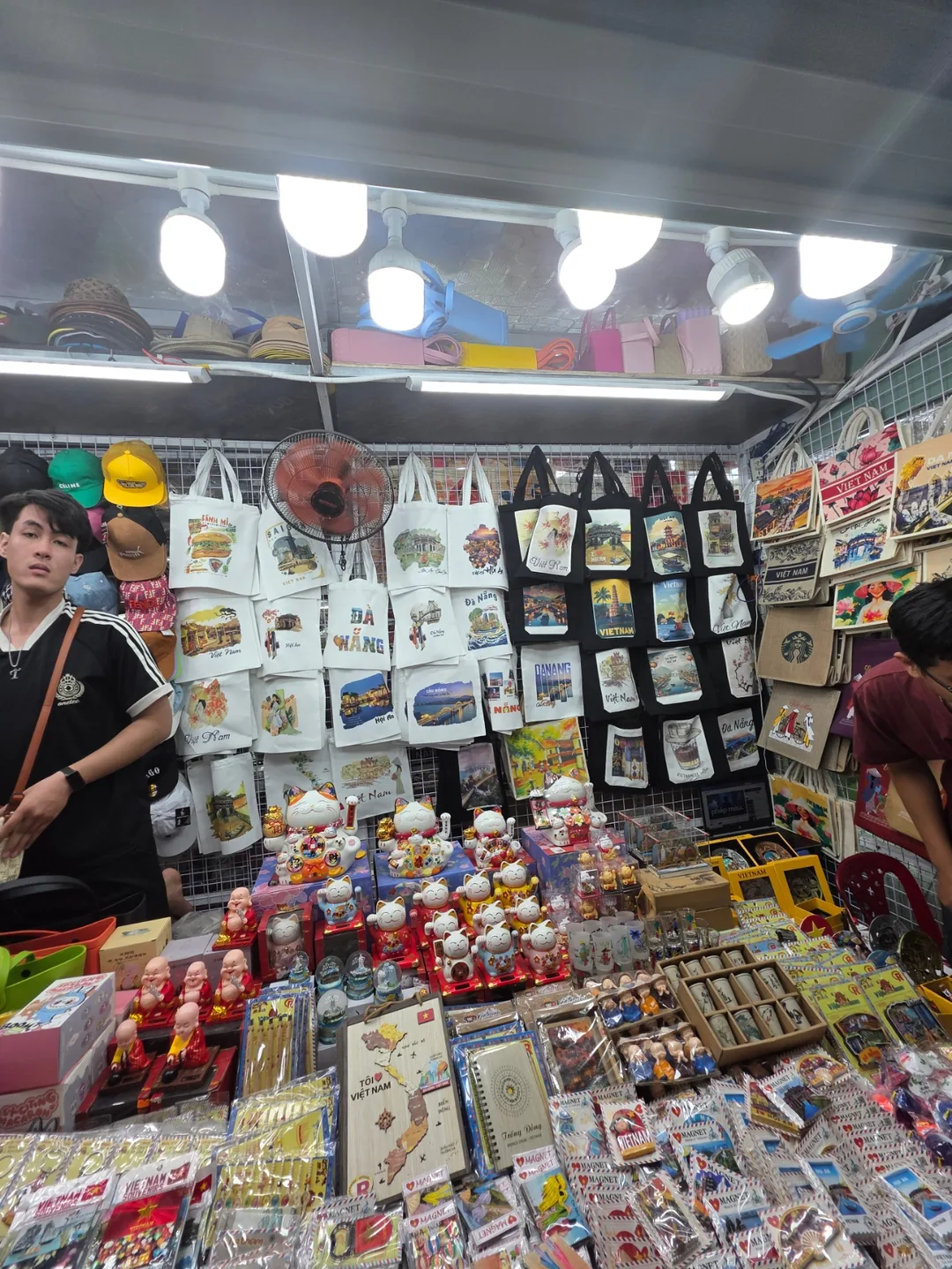 Review) ▶️✍️ Chợ đêm Sơn Trà và massage chân local ở chợ đêm