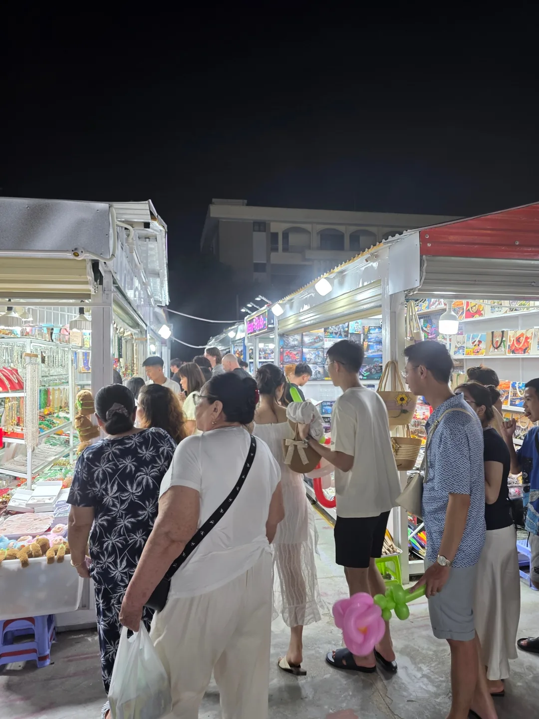 Review) ▶️✍️ Chợ đêm Sơn Trà và massage chân local ở chợ đêm