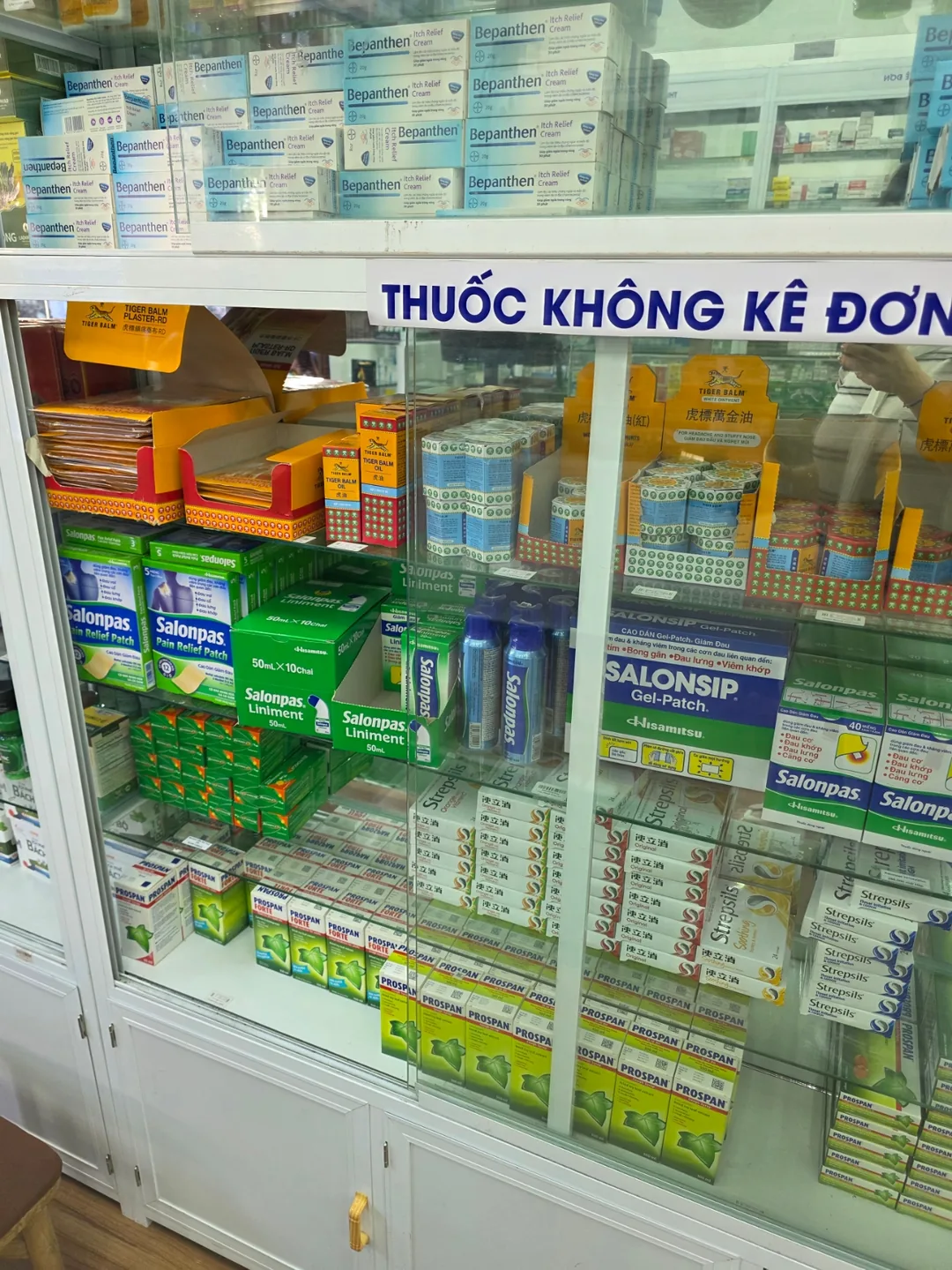 (Đánh giá)▶️✍️Nhà thuốc Hana Pharmacy gần Hansijang có bán Bepanthen Sensidaily.