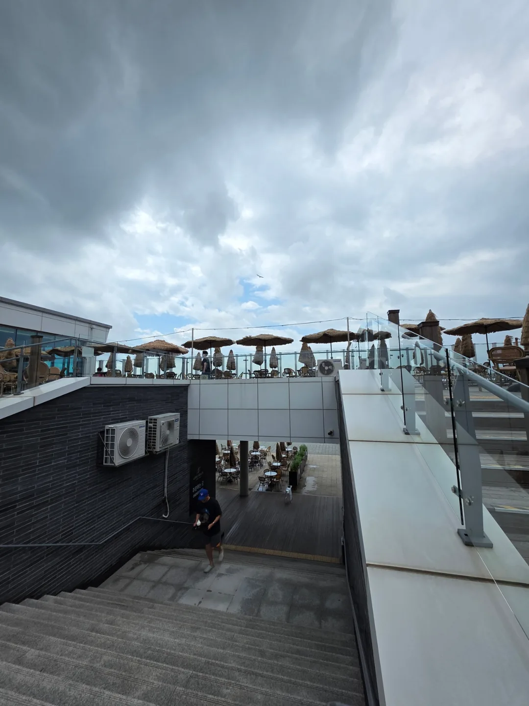 Du lịch) Songdo Long Beach Coffee & Bread