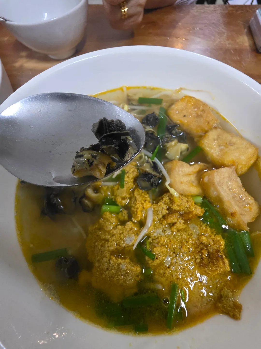✈️ Quán bún chả và bún riêu cua ngon - Tây Hồ (TÂY HỒ QUÁN)