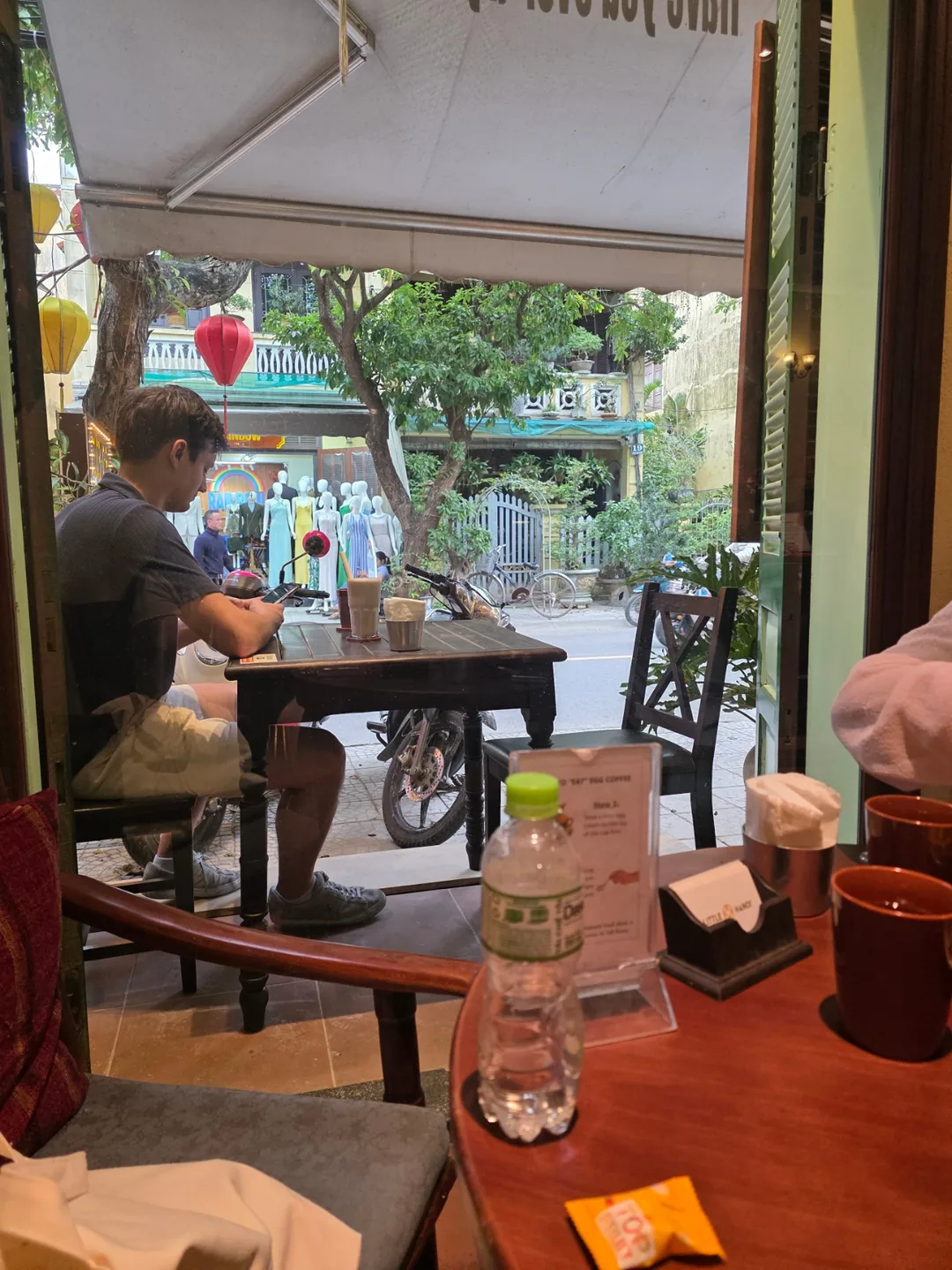 ✈️ Quán cà phê trứng và bánh mì xoài ngon ở Hội An - Little HaNoi Egg Coffee ( Hoi An )