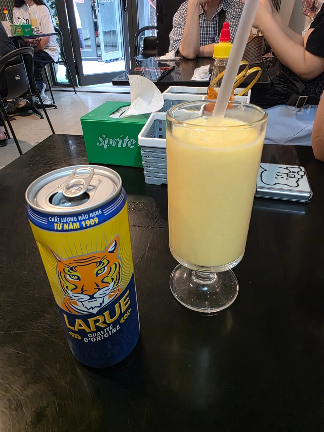✈️ Quán bánh mì ngon-Bánh Mì Cô Tiên