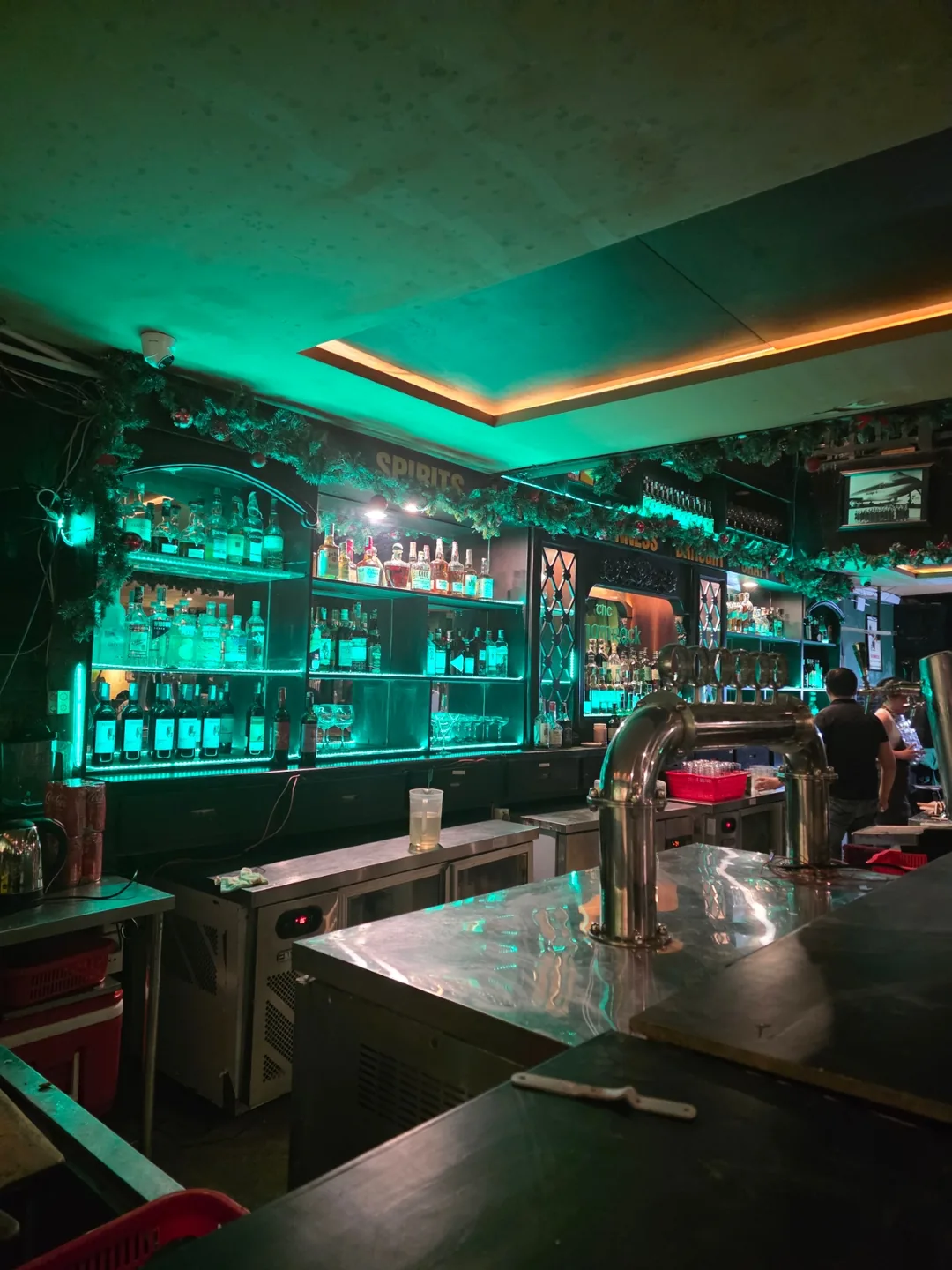 ✈️Quán Pub Ireland The Shamrock Hội An (The Shamrock Irish Pub Hoi An)