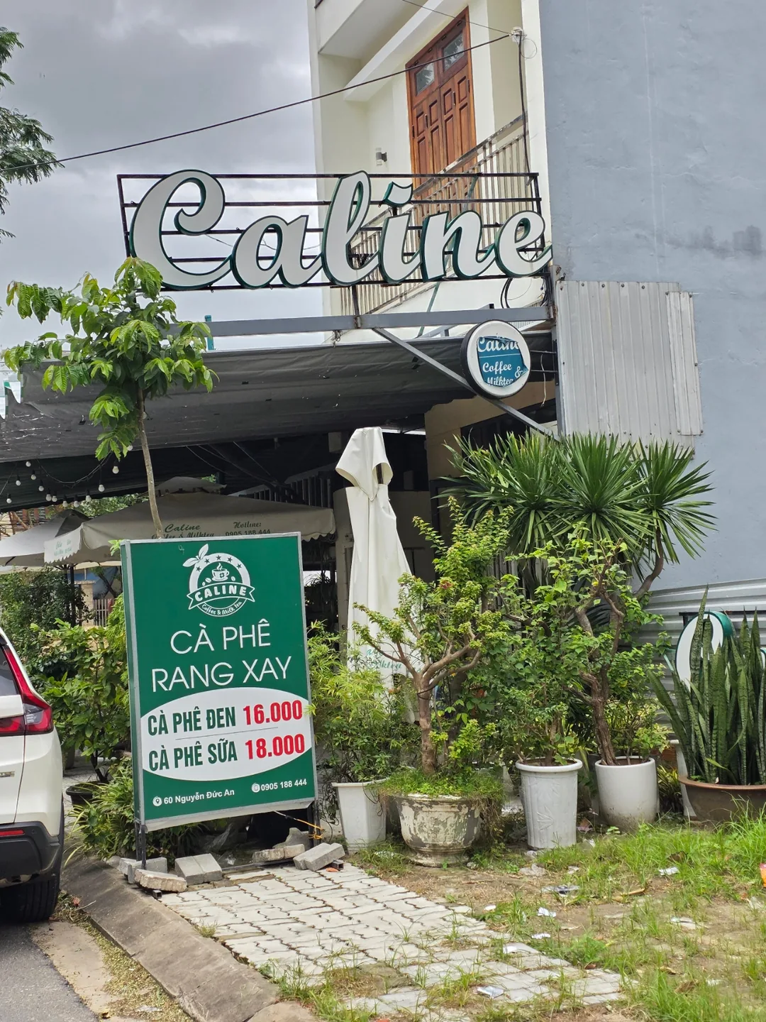 ✈️ Quán cà phê địa phương - Caline Coffee & Milktea