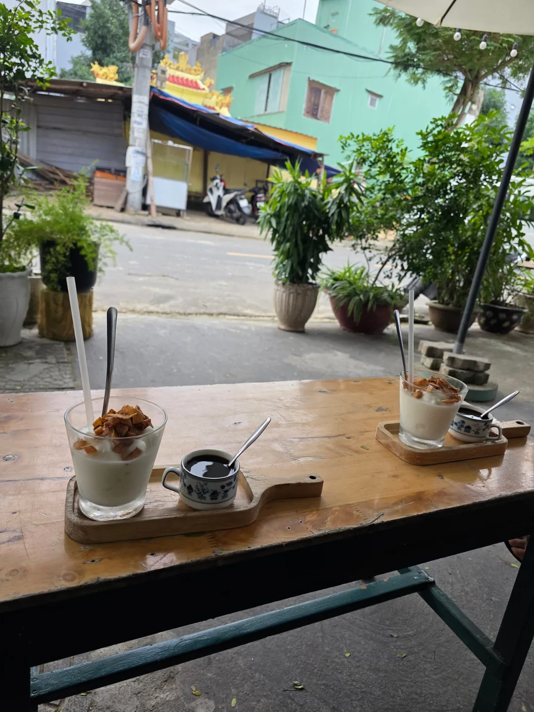 ✈️ Quán cà phê địa phương - Caline Coffee & Milktea