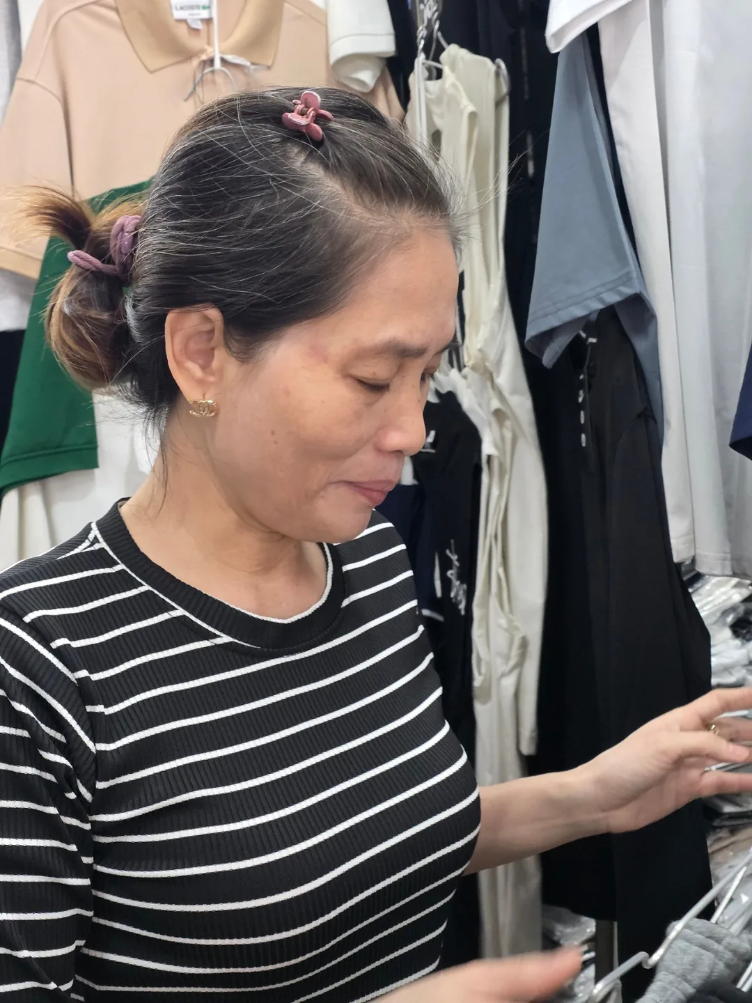 ✈️ Chợ Han Cardigan.Áo phao.Áo thun.Áo hoodie mua sắm