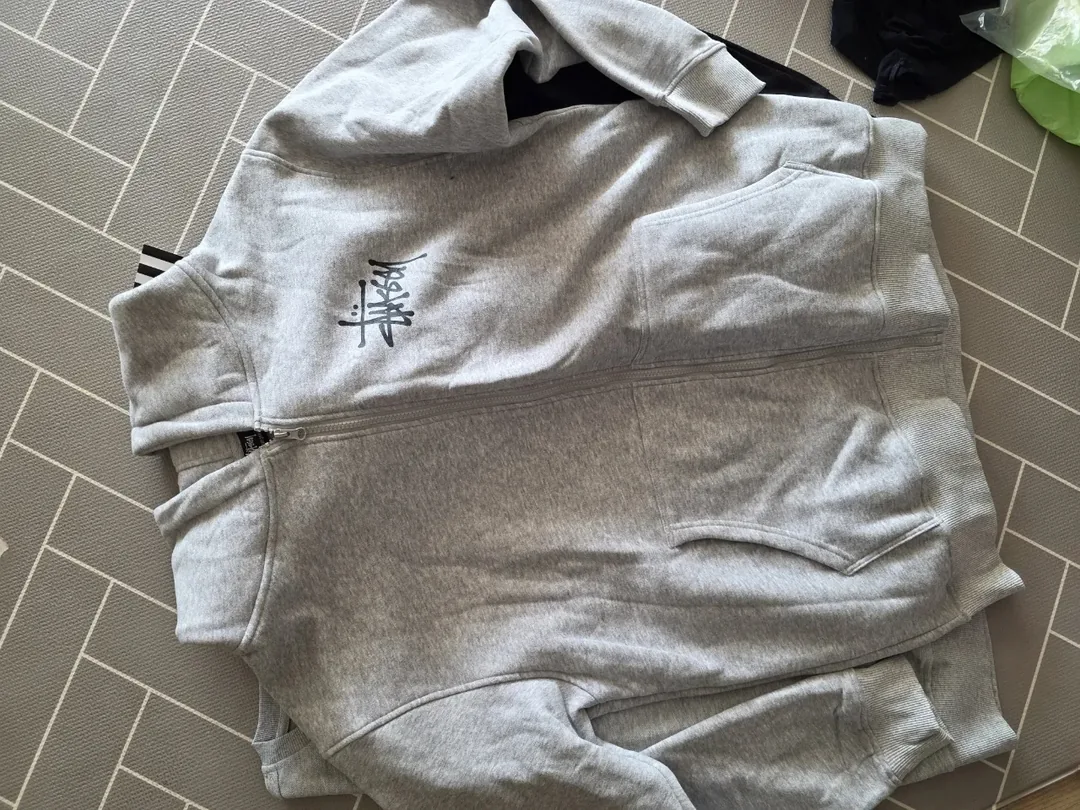 ✈️ Chợ Han Cardigan.Áo phao.Áo thun.Áo hoodie mua sắm