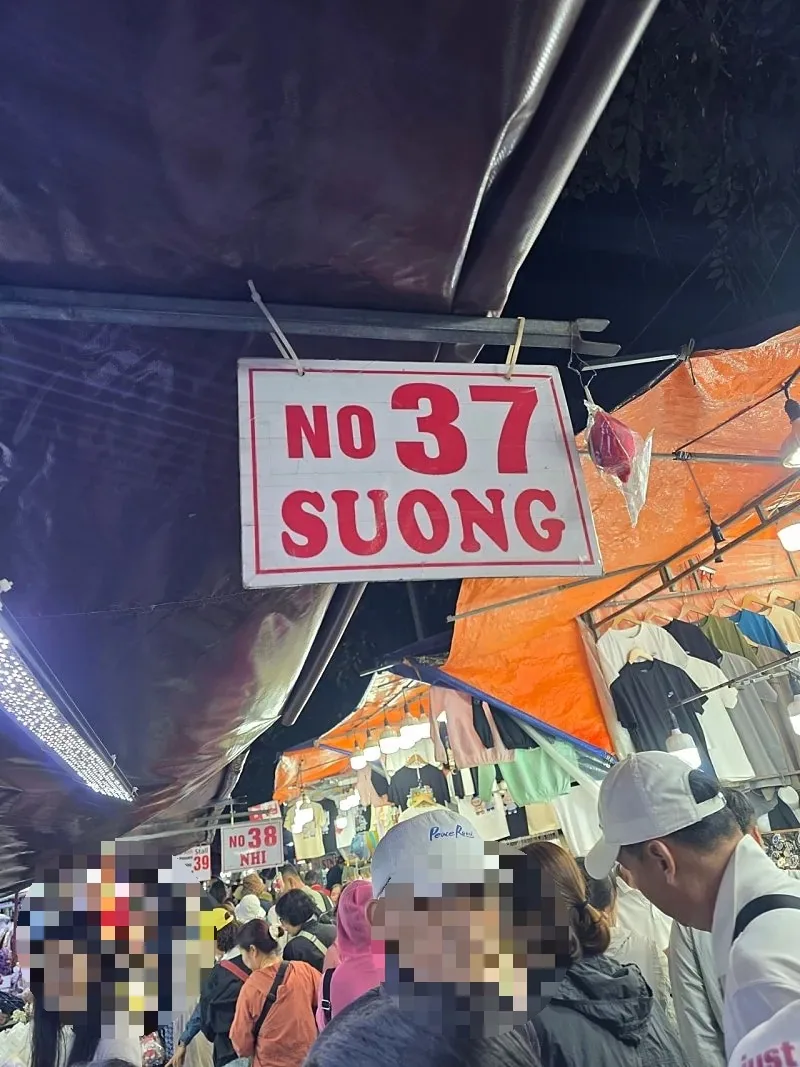 ✈️ Chợ đêm Hội An số 36, số 37