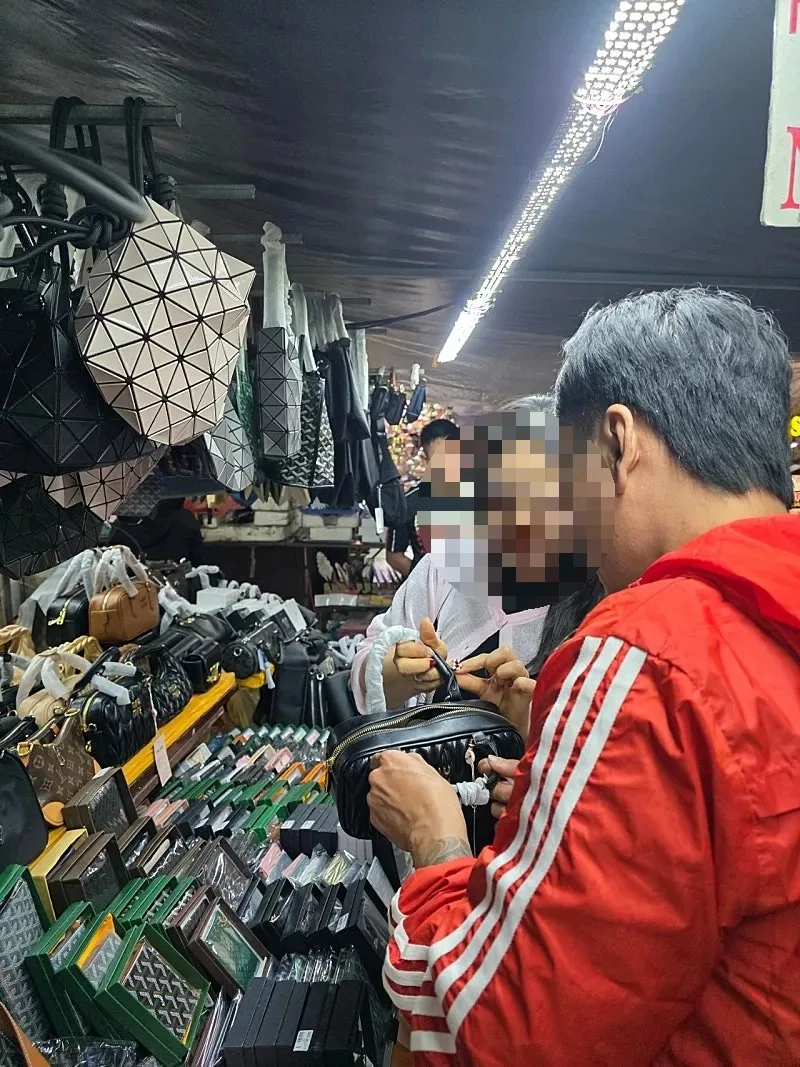 ✈️ Chợ đêm Hội An số 36, số 37