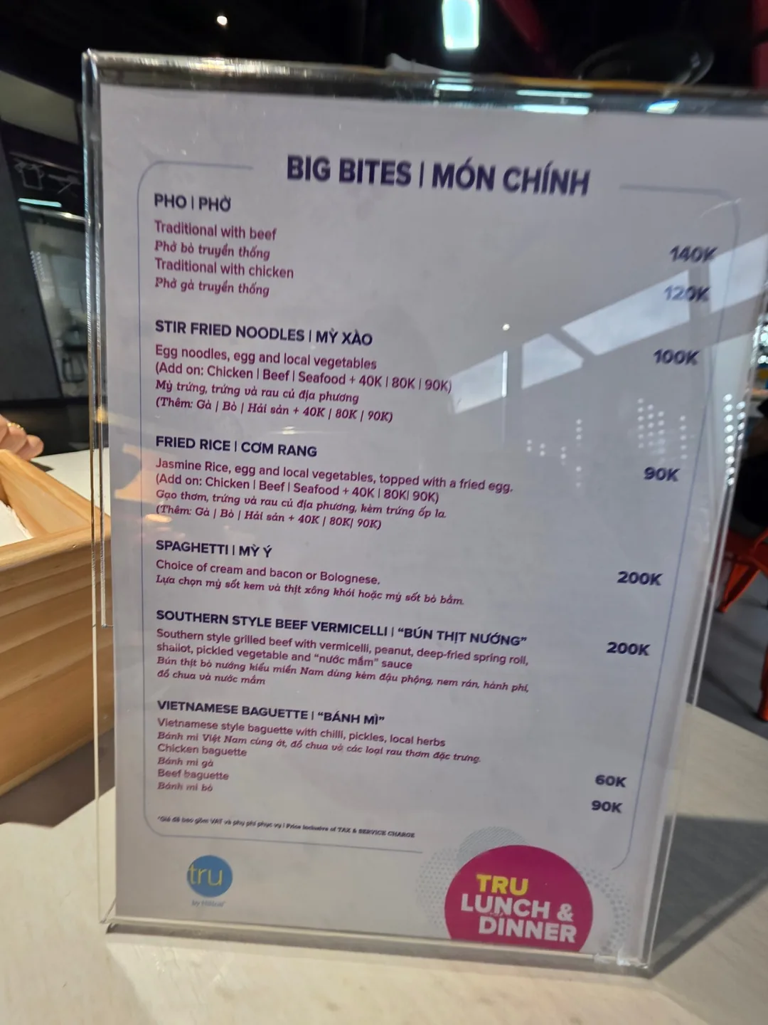 ✈️ Nhà hàng ăn sáng của khách sạn Trouville by Hilton