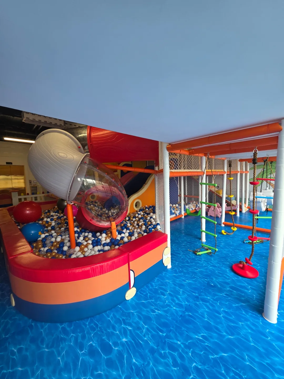 ✈️ Kids Café khách sạn Wyndham Soleil