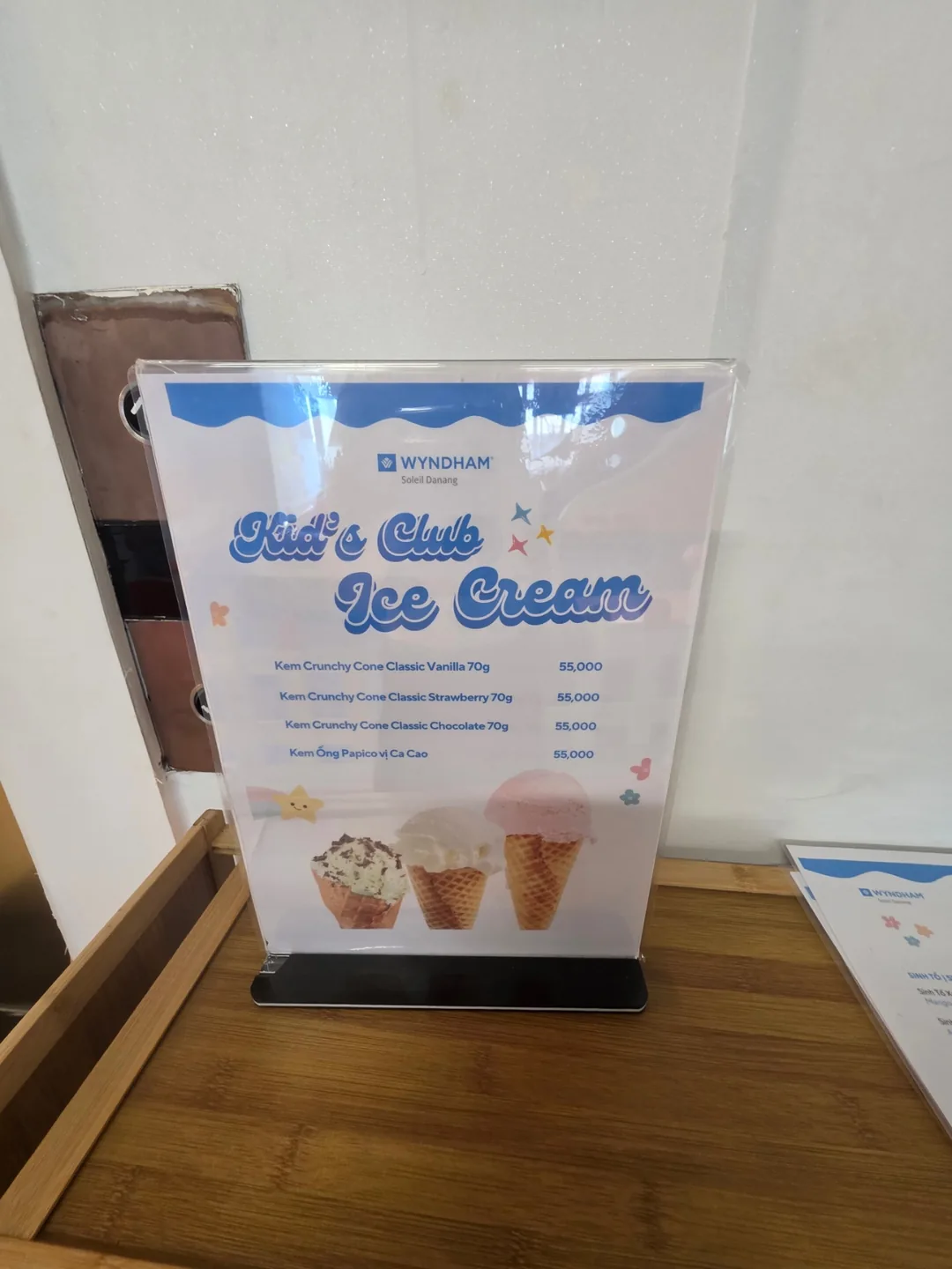 ✈️ Kids Café khách sạn Wyndham Soleil