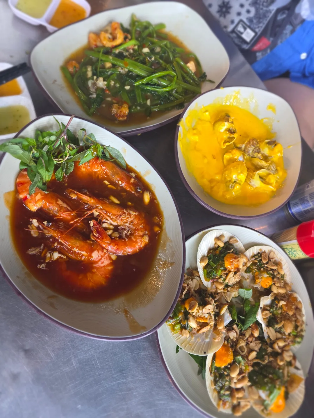 ✈️ Quán hải sản địa phương ngon - Ốc 30k