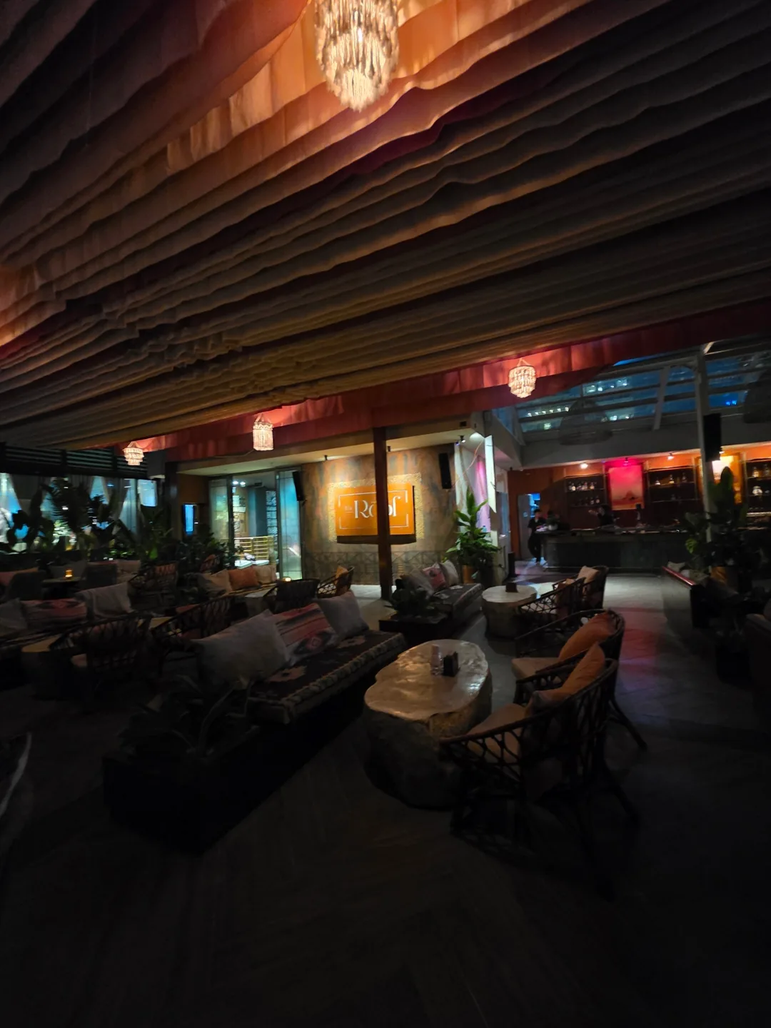✈️ The Roof (The Roof - Đà Nẵng) - view biển Mỹ Khê cực đỉnh