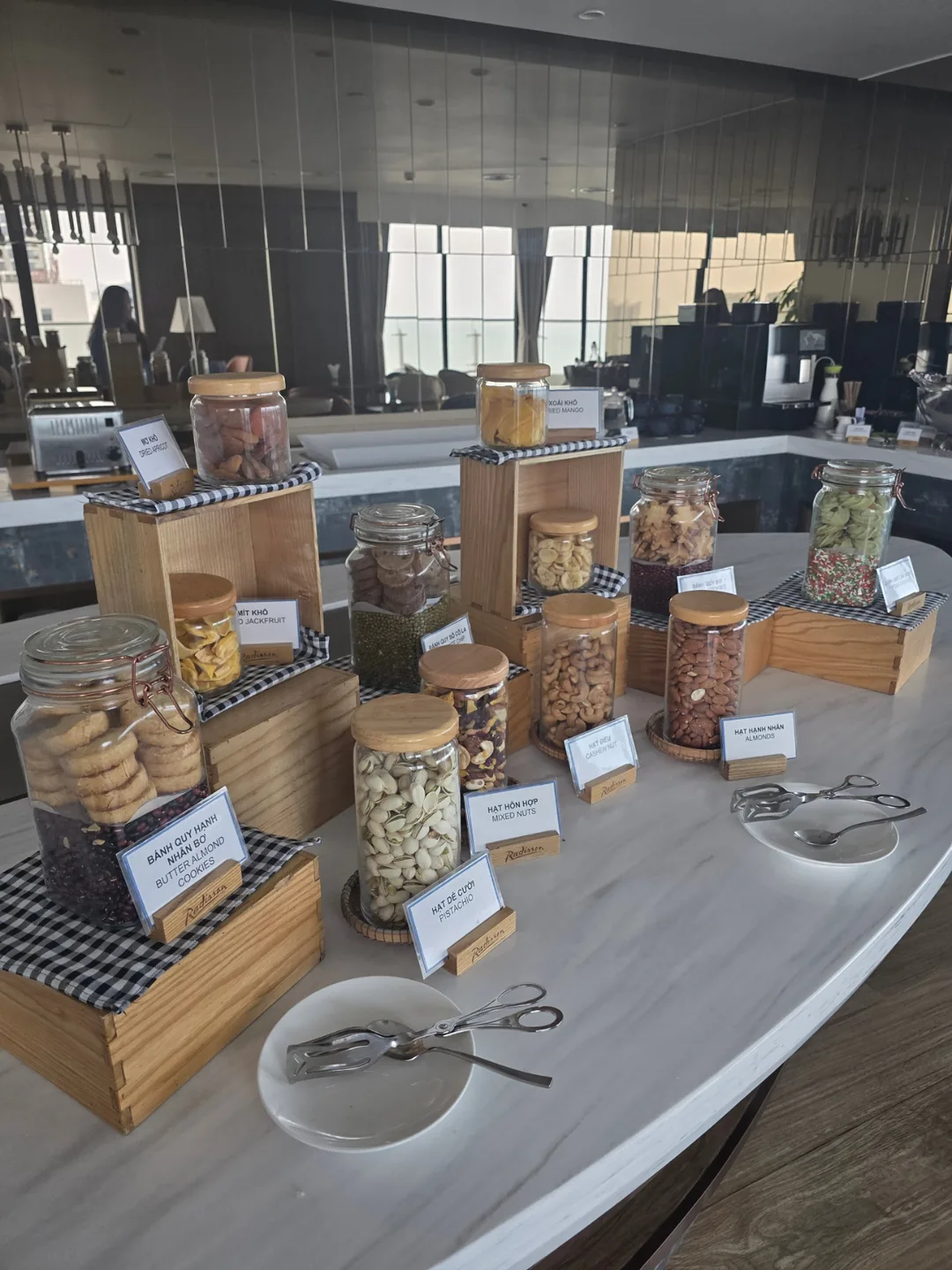 ✈️Sự hiểu lầm do tính hay quên gây ra - đi đến sảnh lounge khách sạn Radisson mà về tay không~