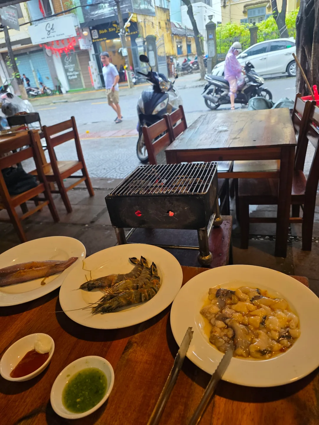 ✈️ Quán BBQ ngon nổi tiếng Quán Huế Ngon - Nhà hàng BBQ địa phương ngon nhất Đà Nẵng - Best local food in Da Nang