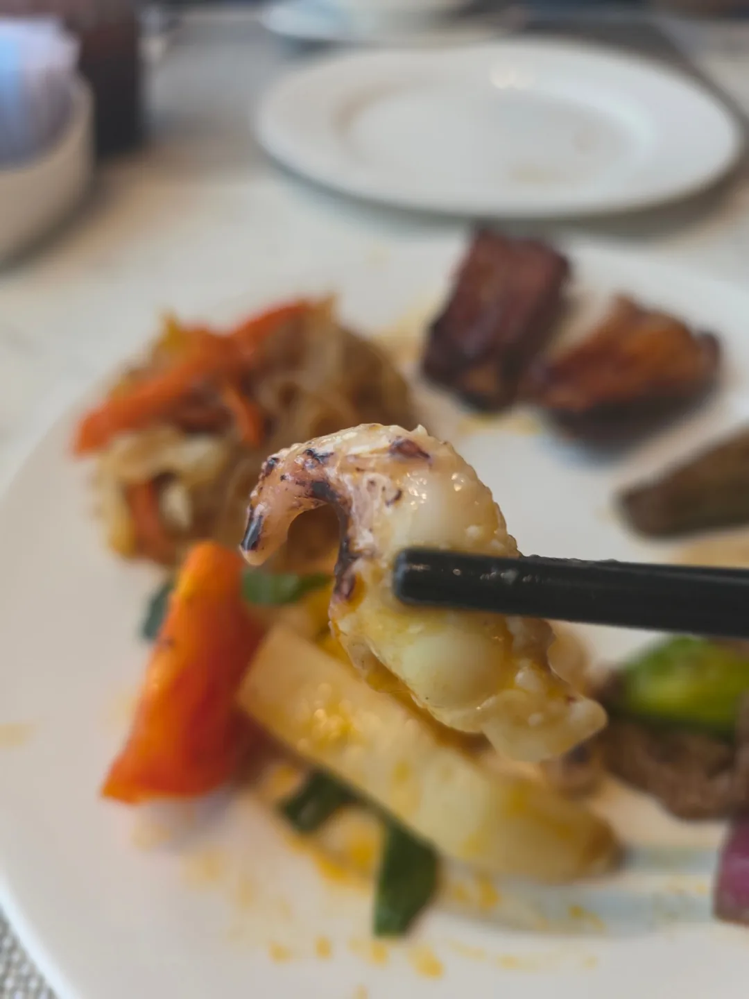 ✈️ Nhà hàng ăn sáng tại khách sạn Radisson nơi chúng tôi đã ăn sườn nướng galbi ngon tuyệt