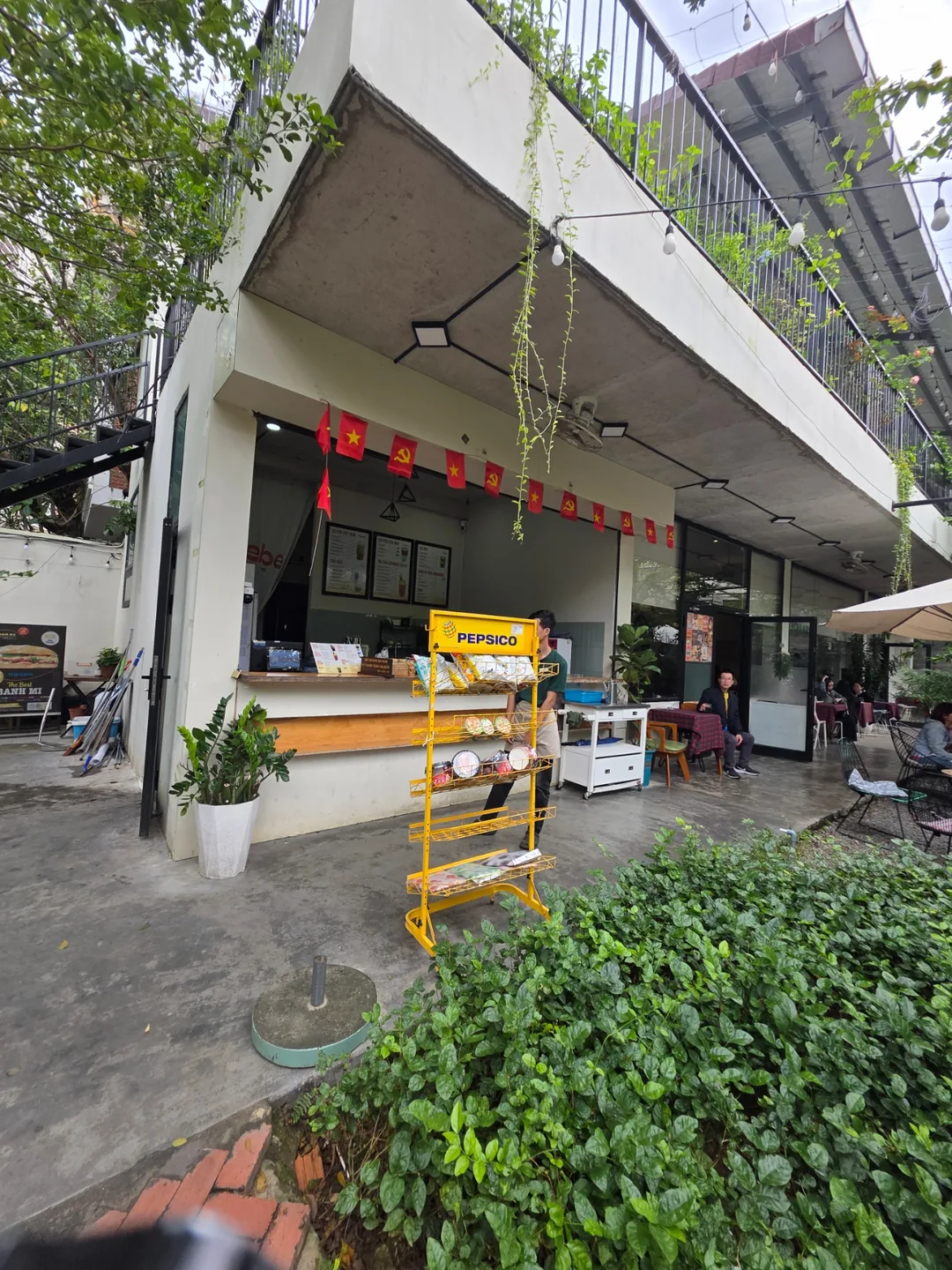 ✈️ Quán cà phê có phòng đào tạo - webe Coffee