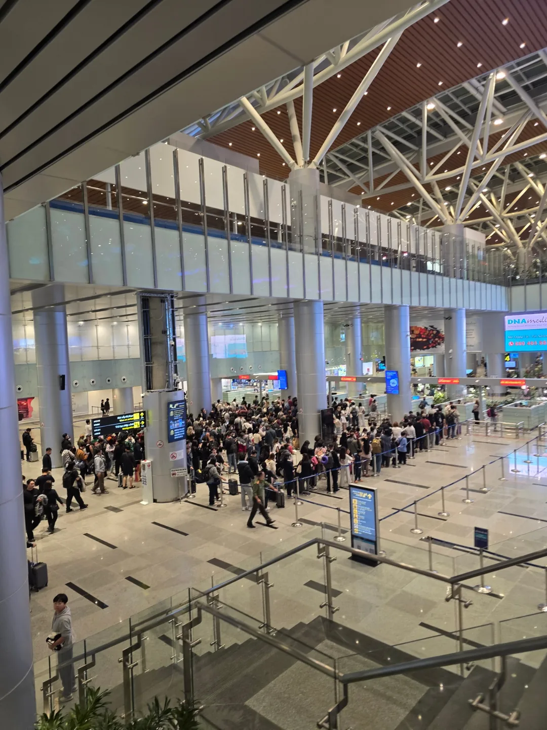 ✈️ Fast track nhập cảnh sân bay Đà Nẵng có vẻ là thứ bắt buộc phải có!