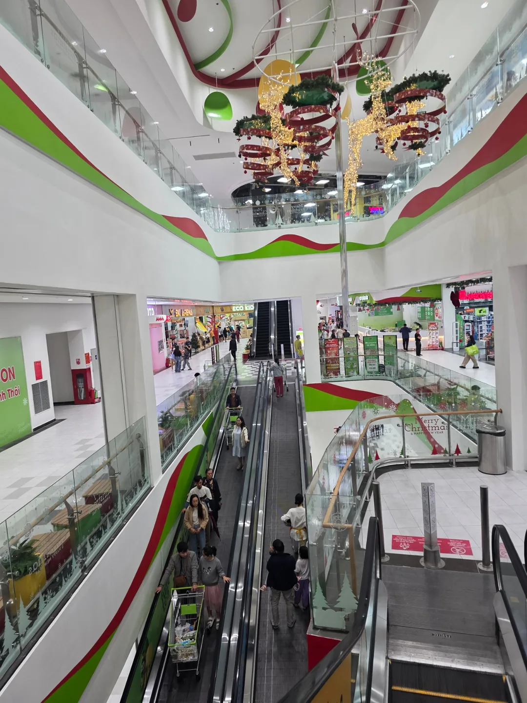 ✈️ Tham quan MM Supercenter Đà Nẵng (MM Supercenter Danang) vừa mới khai trương tại Đà Nẵng