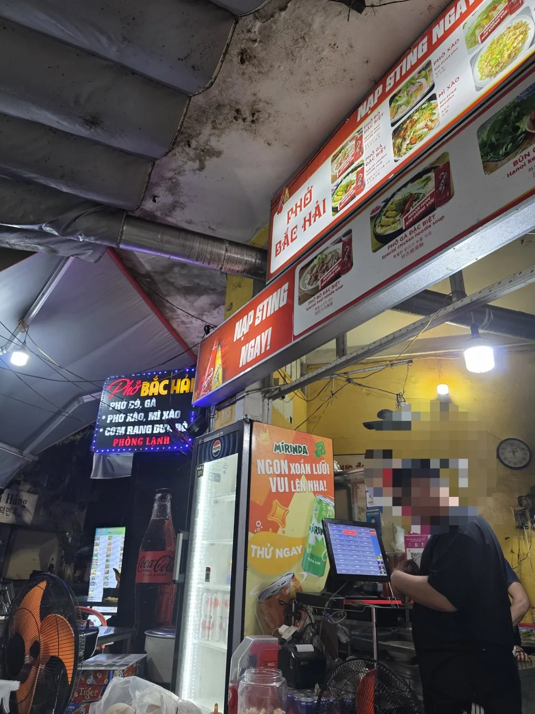 ✈️Giữa đêm đi lấp đầy cái bụng đói tại Phở Bắc Hải (Pho Bac Hai)