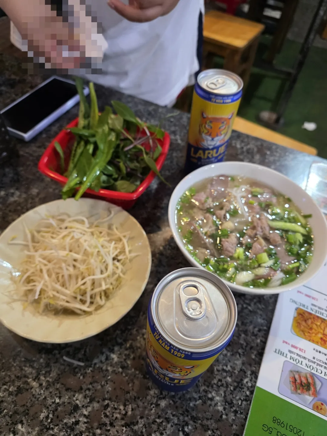 ✈️Giữa đêm đi lấp đầy cái bụng đói tại Phở Bắc Hải (Pho Bac Hai)