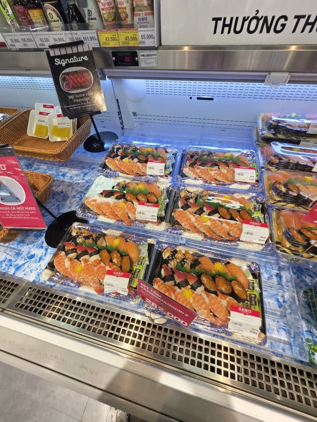 ✈️ Lotte Mart ở thành phố Đà Nẵng, tỉnh Gyeonggi là siêu thị Hàn Quốc