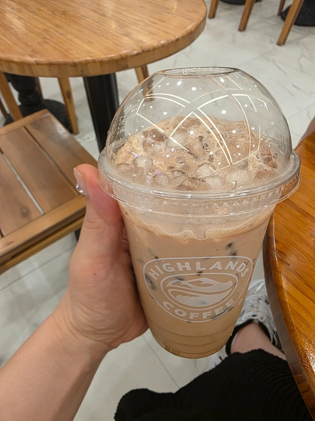 ✈️ Đà Nẵng Highlands Coffee - chi nhánh bãi biển Mỹ Khê