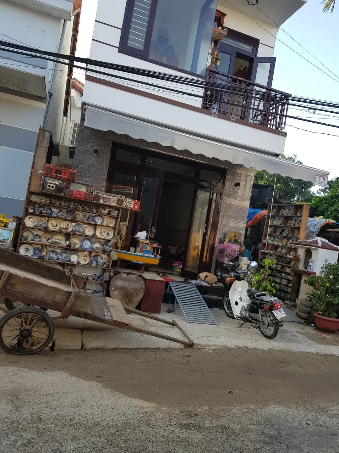 🌴 Hãy ghé thăm làng gốm Hội An nữa nhé.😍