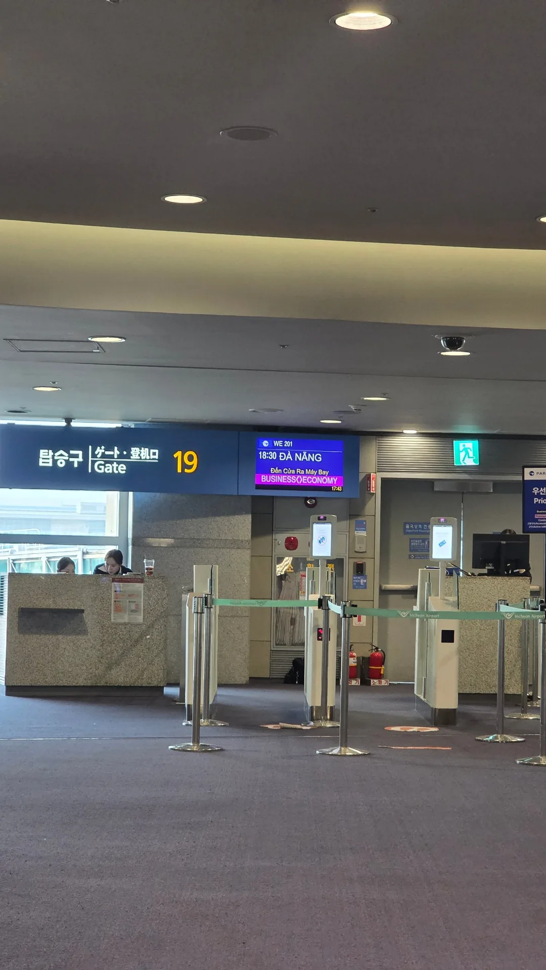 ✈️ Cổng lên máy bay của hãng Parata đã thay đổi rồi